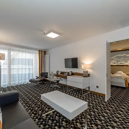 Ii Nosalowy Dwór Hotel