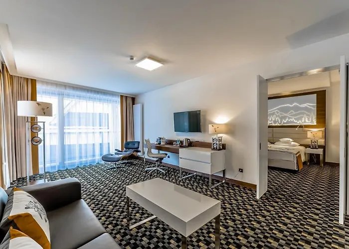 Отель Ii Nosalowy Dwor Закопане