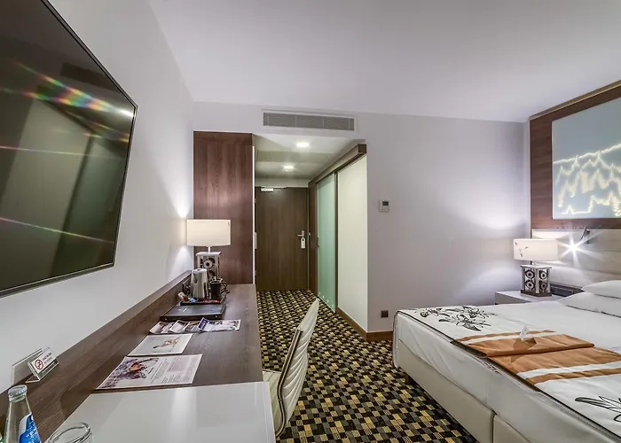 Отель Ii Nosalowy Dwor