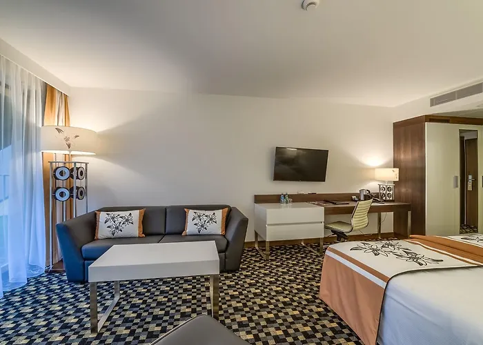 Отель Ii Nosalowy Dwor 4*