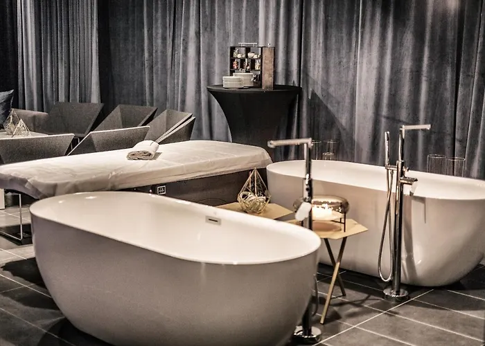 Отель Ii Nosalowy Dwor 4*